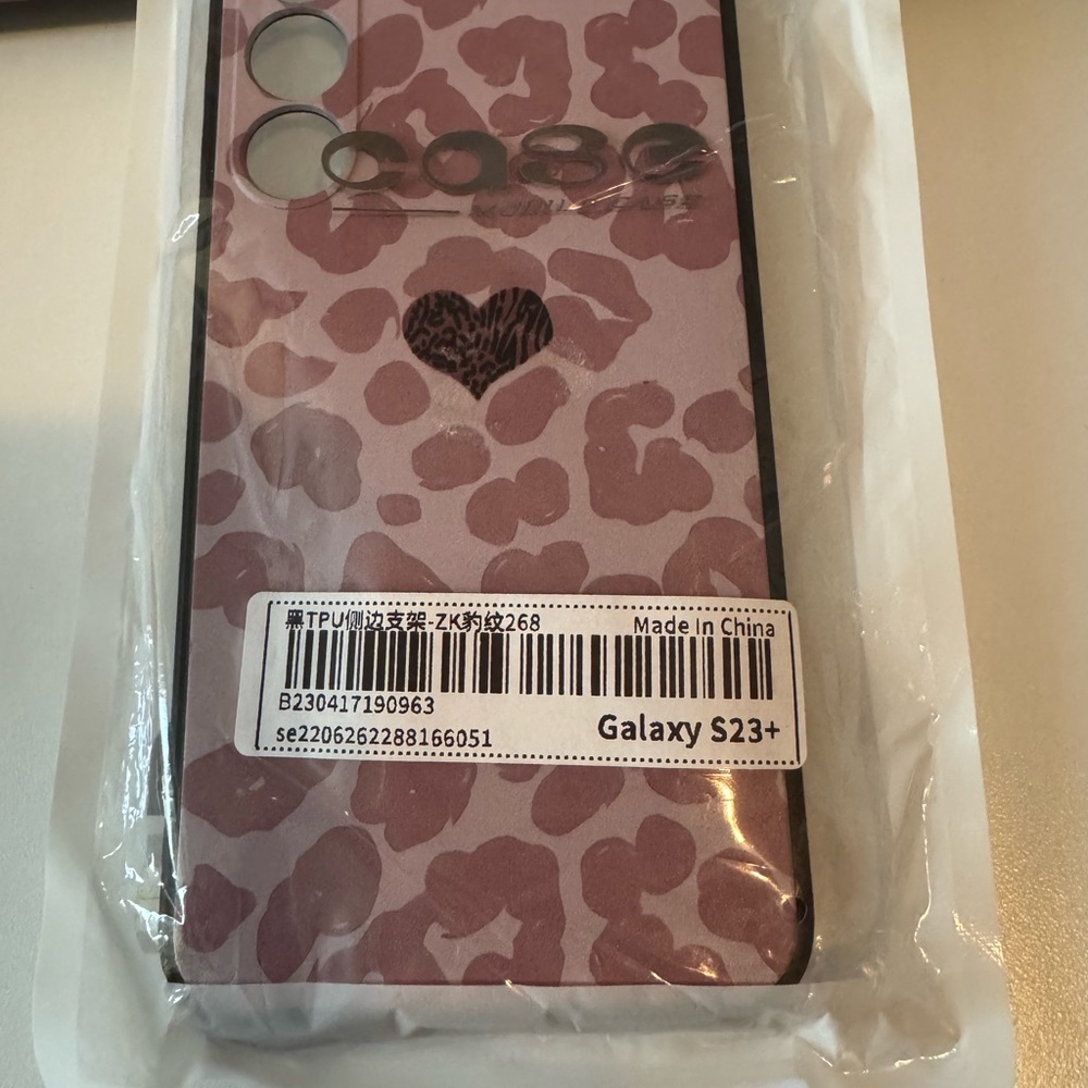 Galaxy S23+ Pink Leopard Print Case